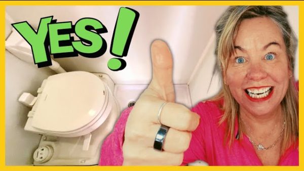 How to Keep Your Small RV Bathroom Organized & Tidy ?
